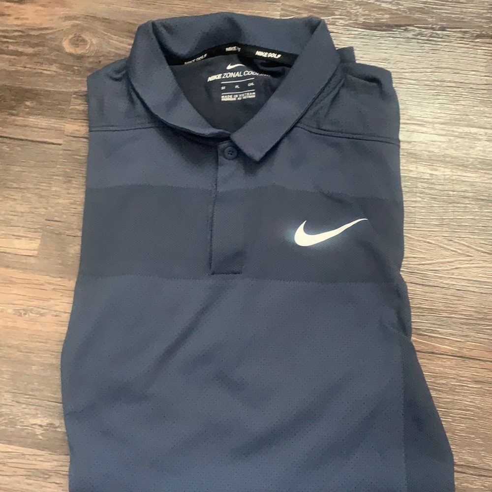 Euc Nike golf shirt / polo